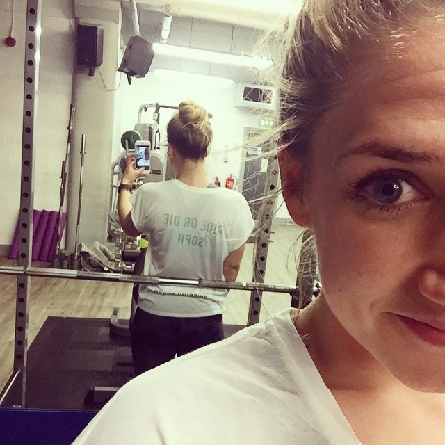 Final #werunlondon prep going down in the gym tonight ⚡️ #RideOrDie #babyhairs @nikelondon